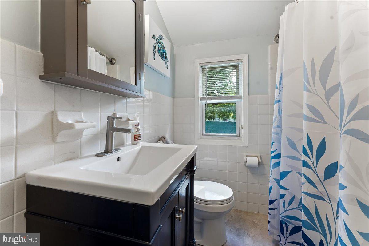 317 West Chelton Road Brookhaven, PA 19015 - Photo 16 of 19 Gallery Image 16