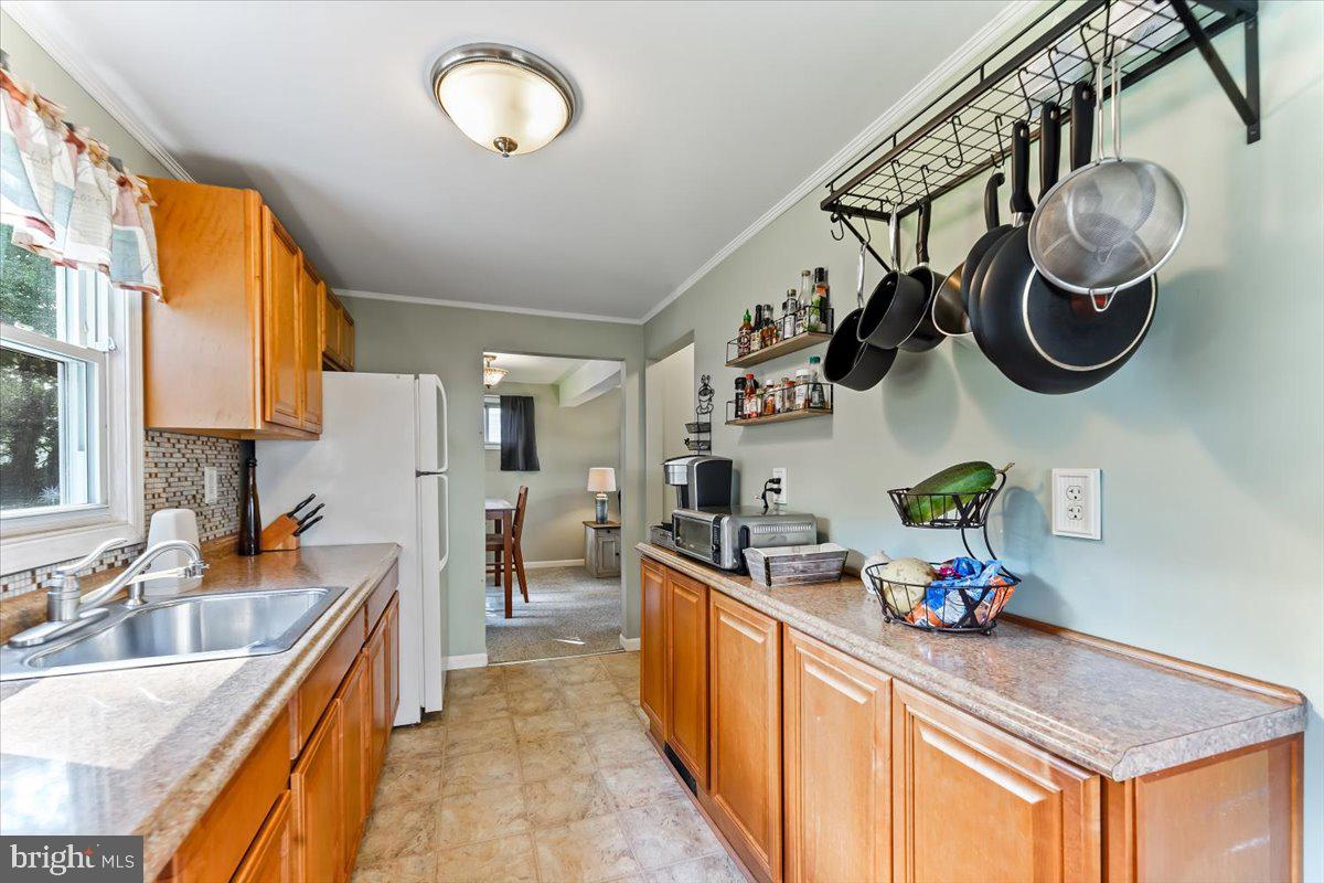 317 West Chelton Road Brookhaven, PA 19015 - Photo 10 of 19 Gallery Image 10