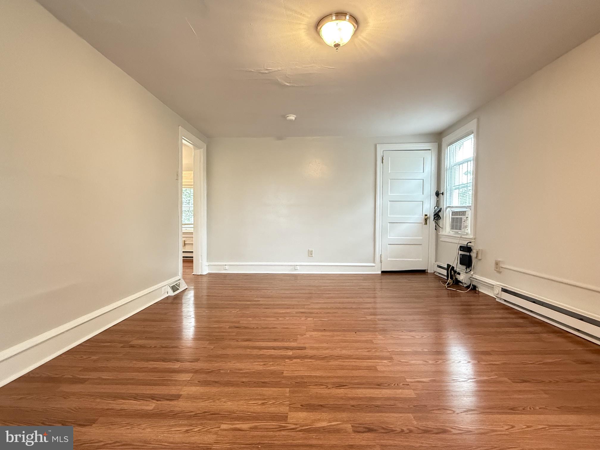 19 East Pothouse Road Phoenixville, PA 19460 - Photo 4 of 11 Spacious Living Room