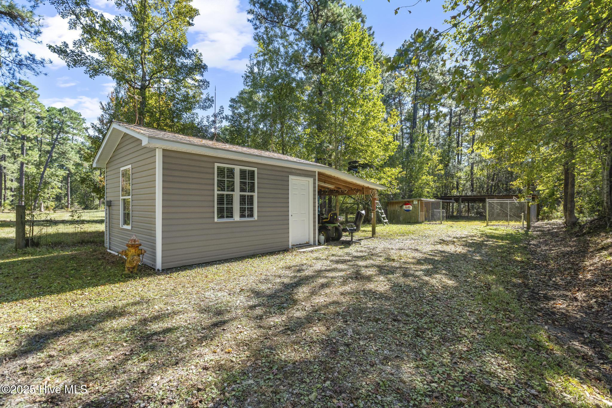 453 Padgett Road Maple Hill, NC 28454 - Photo 21 of 36 425A1213