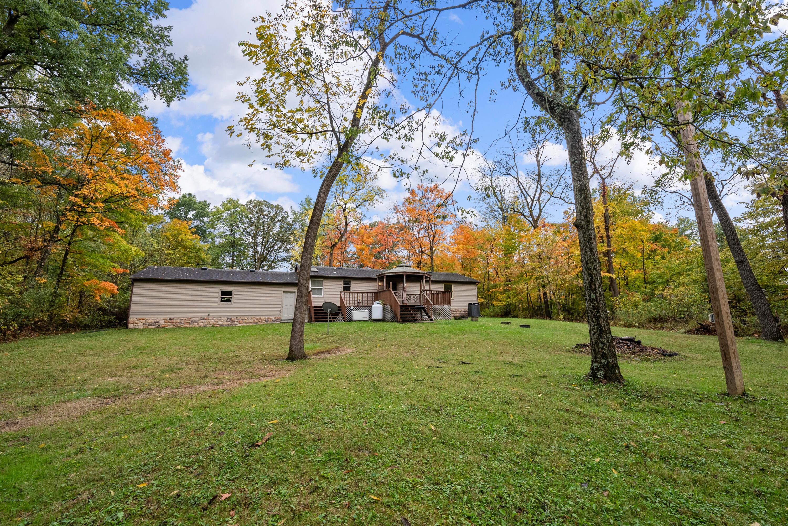 8106 Clouse Road New Albany, OH 43054 - Photo 4 of 47 Rear Exterior