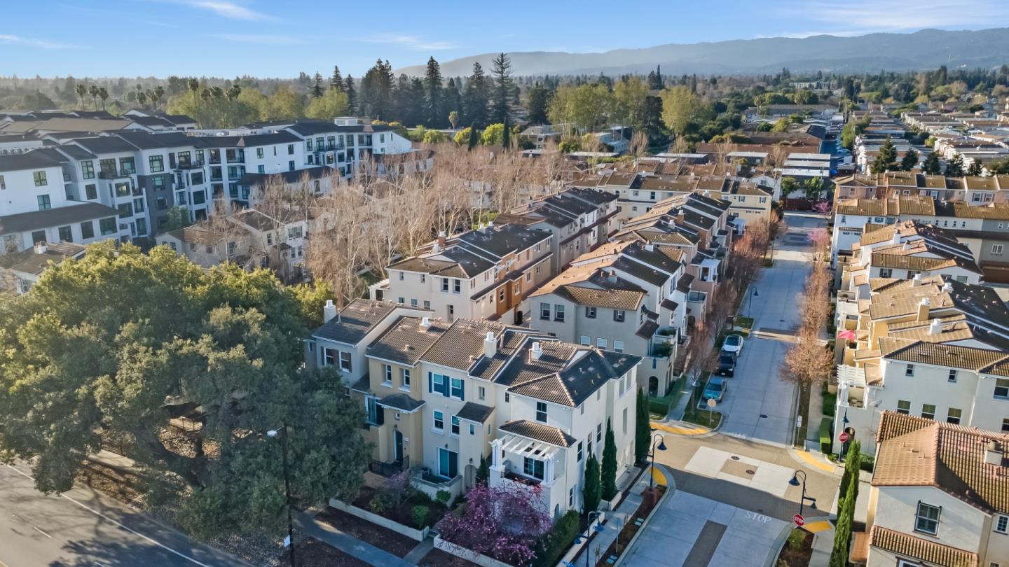 451 Chagall Street Mountain View, CA 94041 - Photo 52 of 58 a view of a city