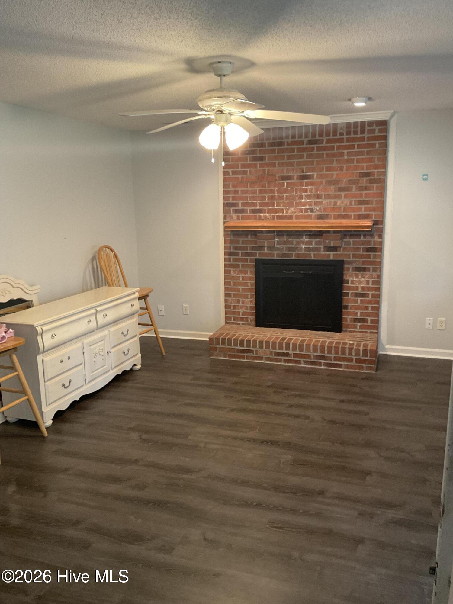 529 Raintree Road Jacksonville, NC 28540 - Photo 6 of 27 Den