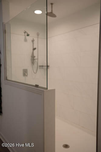 800 Wildwood Circle Hampstead, NC 28443 - Photo 9 of 34 MasterShower