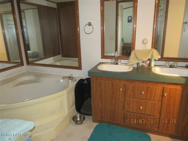 25920 Granada Road Seligman, AZ 86337 - Photo 5 of 19 Dugas lot 176-177 004 (Small)