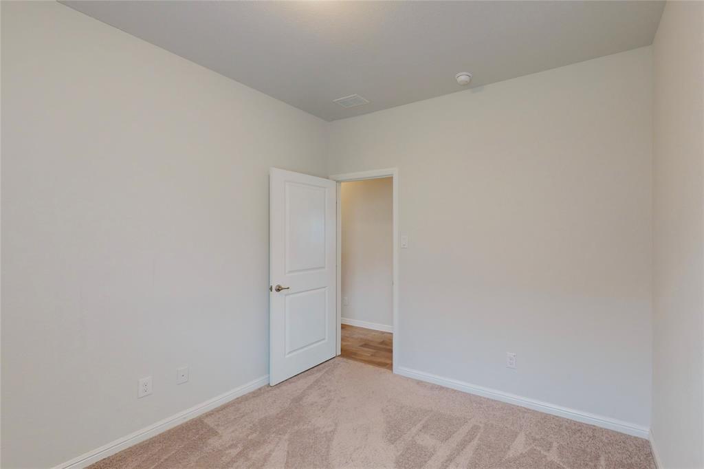 821 Falcon Road Argyle, TX 76226 - Photo 32 of 38