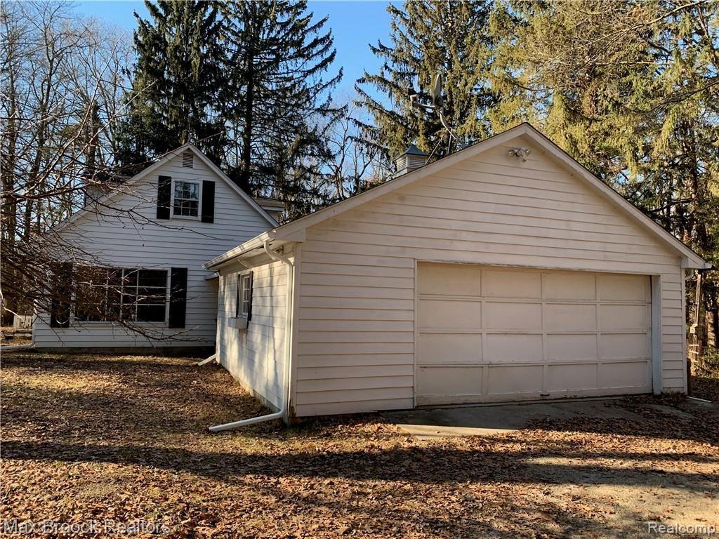 782 West Predmore Road Oakland, MI 48363 - Photo 3 of 60 IMG-0036.JPG