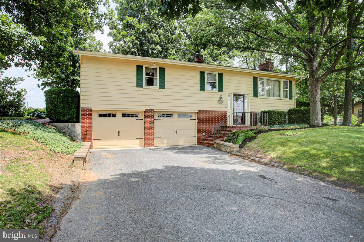 1355 Siloam Road Chambersburg, PA 17201 - Photo 2 of 29