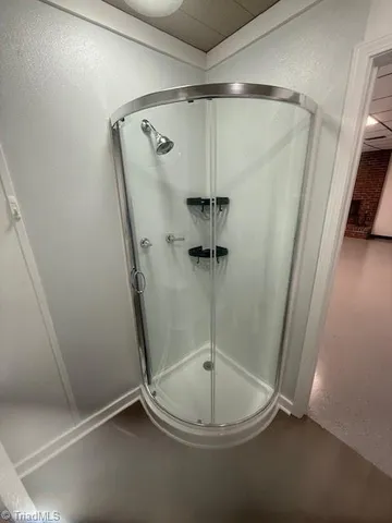 $949,000 | 231 West Shr Drive, Wilkesboro, NC 28697