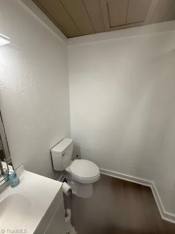 $949,000 | 231 West Shr Drive, Wilkesboro, NC 28697