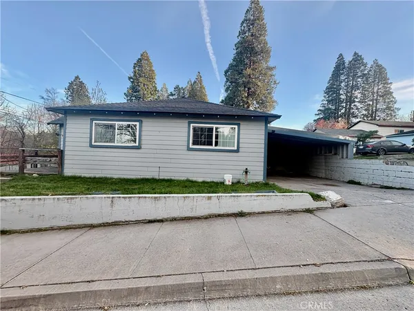 $169,000 | 216 College Avenue, Weed, CA 96094