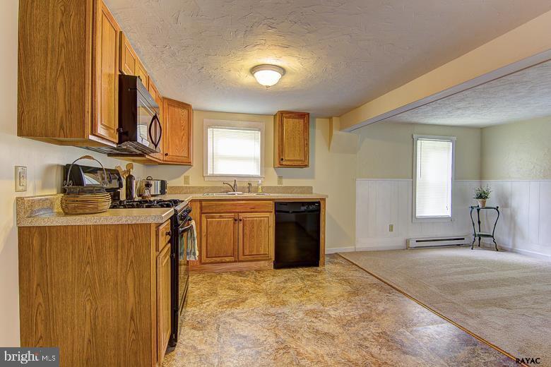 2867 Oakland Road Dover, PA 17315 - Photo 8 of 28 Gallery Image 8