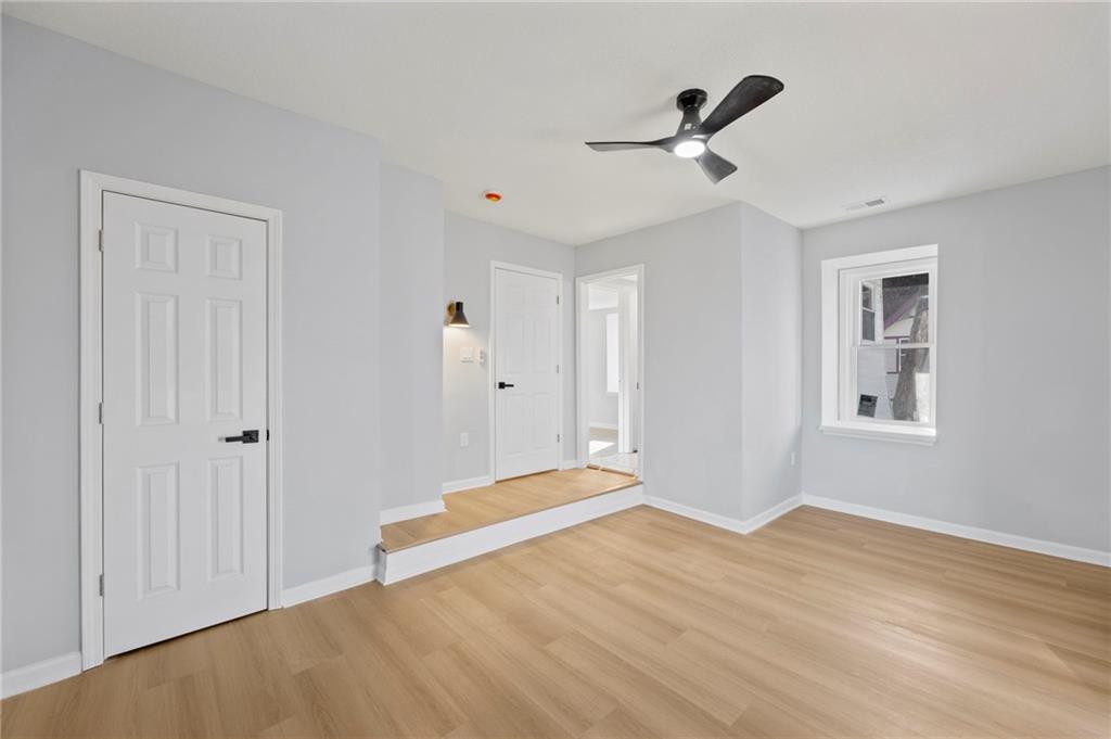 236 South Ash Street Ottawa, KS 66067 - Photo 20 of 32