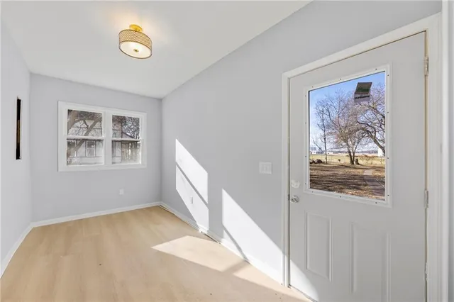 $385,000 | 236 South Ash Street, Ottawa, KS 66067