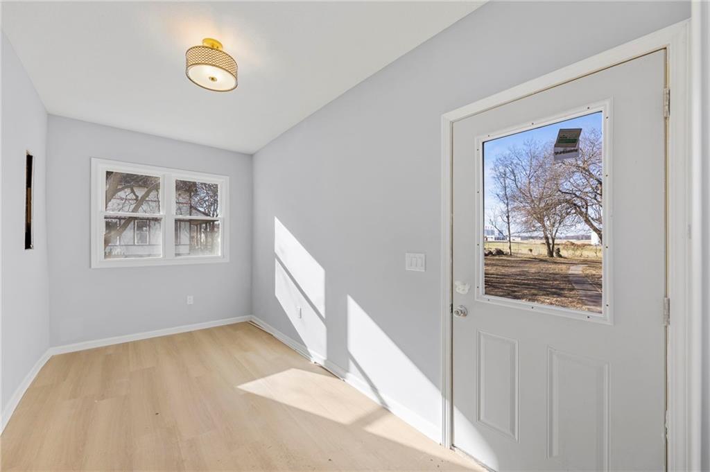 236 South Ash Street Ottawa, KS 66067 - Photo 27 of 32