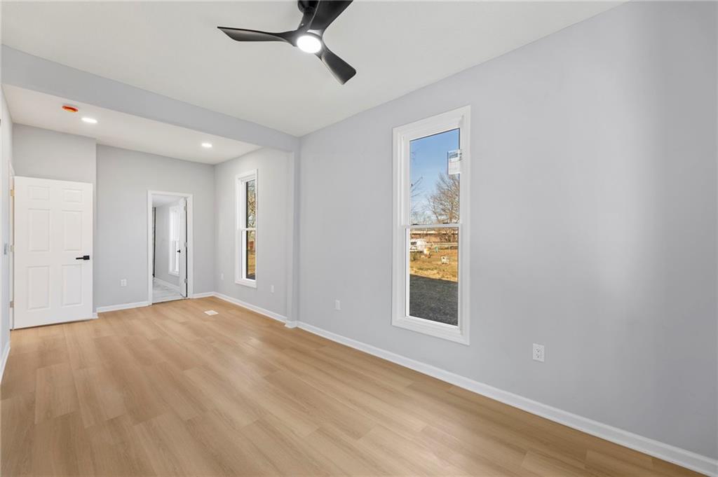 236 South Ash Street Ottawa, KS 66067 - Photo 33 of 34