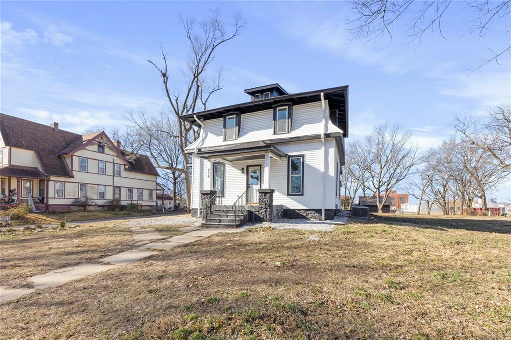 236 South Ash Street Ottawa, KS 66067 - Photo 4 of 34