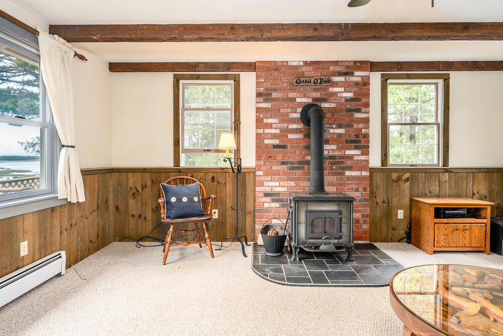 95 Barker Street Wellfleet, MA 02667 - Photo 23 of 48 livroom3