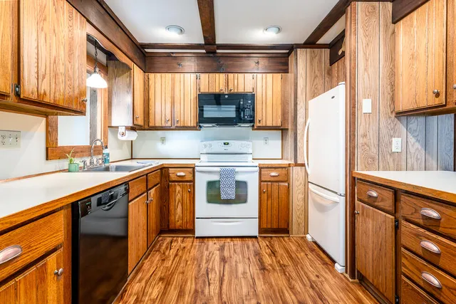 $1,200,000 | 95 Barker Street, Wellfleet, MA 02667