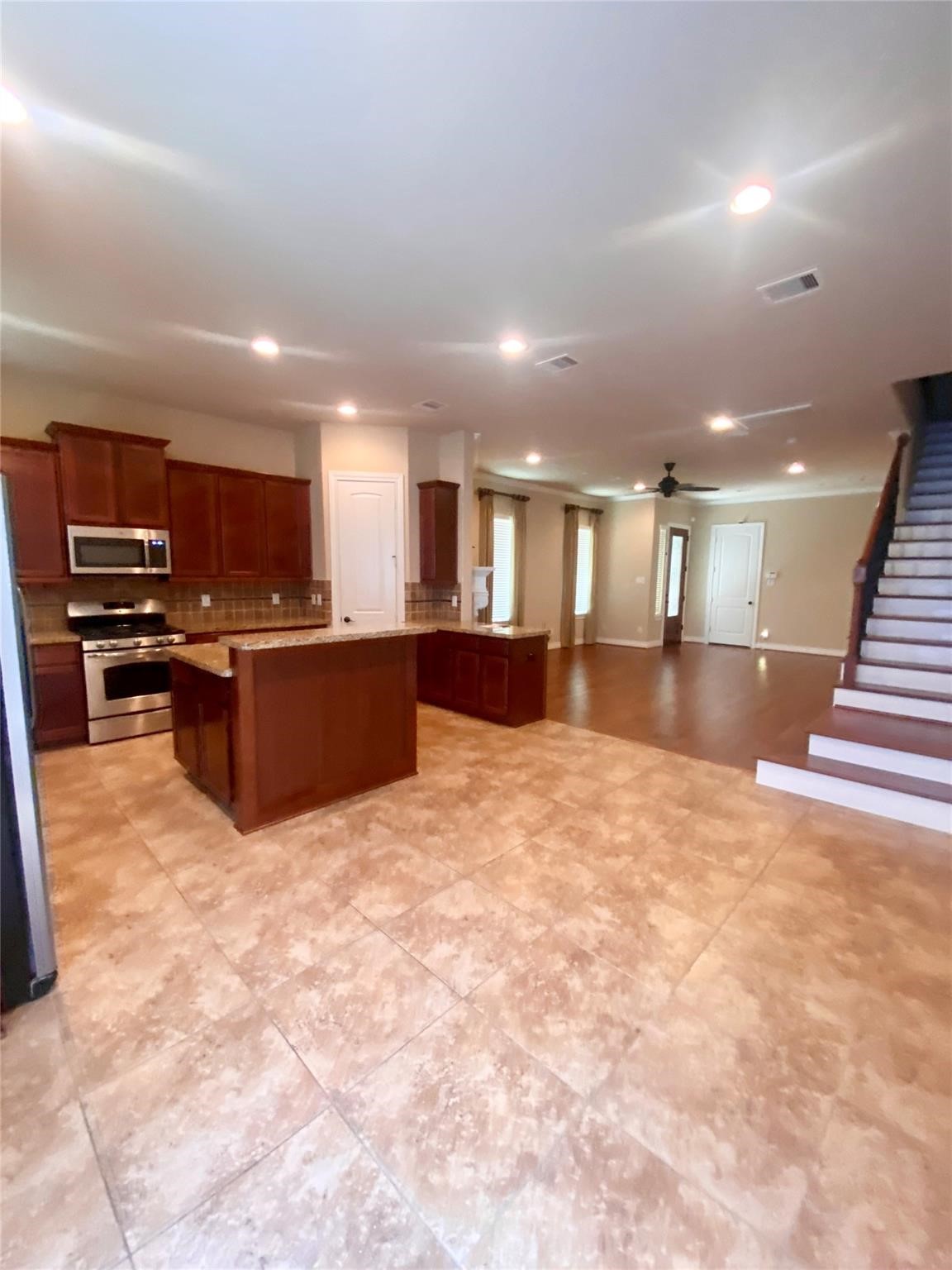 1306 Dian Street Houston, TX 77008 - Photo 3 of 17 a view of kitchen with stainless steel appliances cabinets