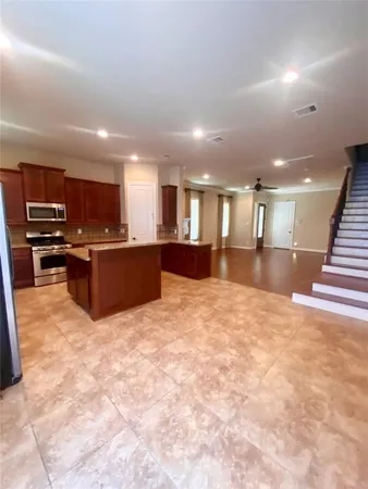 $3,250 | 1306 Dian Street, Houston, TX 77008