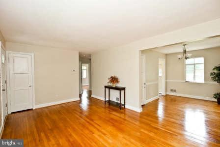1832 Brisbane Street Silver Spring, MD 20902 - Photo 3 of 18 Living Room