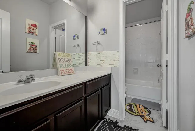 $3,200 | 2319 Gentle Breeze Lane, Baytown, TX 77523