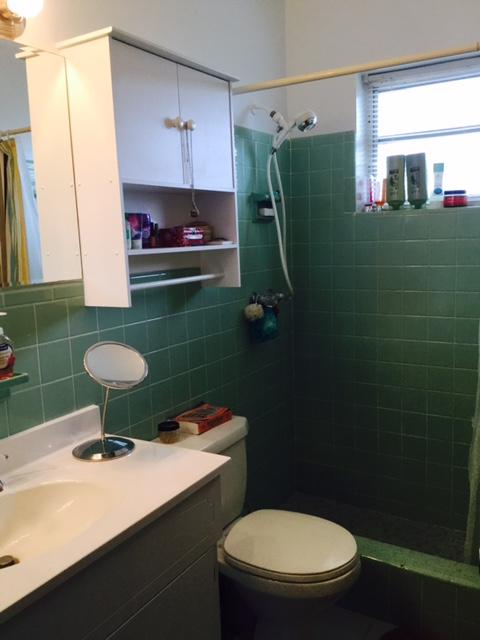 45 Southwest Cabana Point Circle, Unit CIRCLE Stuart, FL 34994 - Photo 14 of 17 bathroom