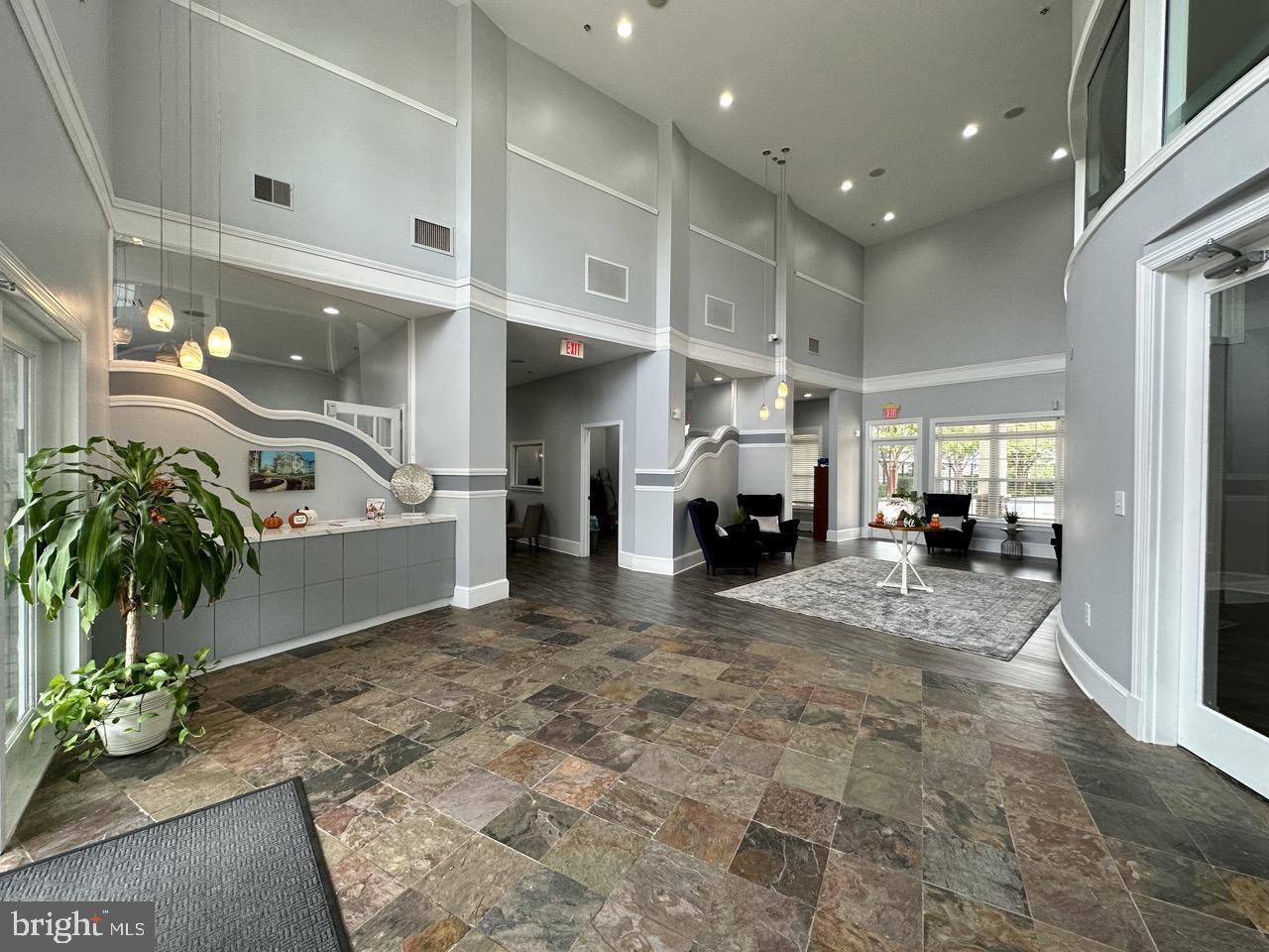 504 Sunset View Terrace Southeast, Unit 301 Leesburg, VA 20175 - Photo 34 of 57