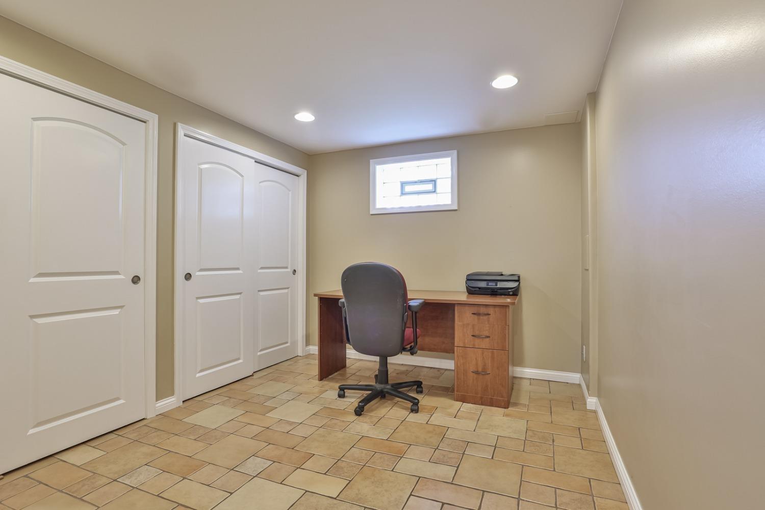 6454 Hayes Road Cincinnati, OH 45248 - Photo 21 of 42