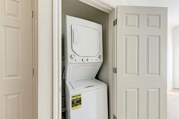 a close up view of a washer and dryer