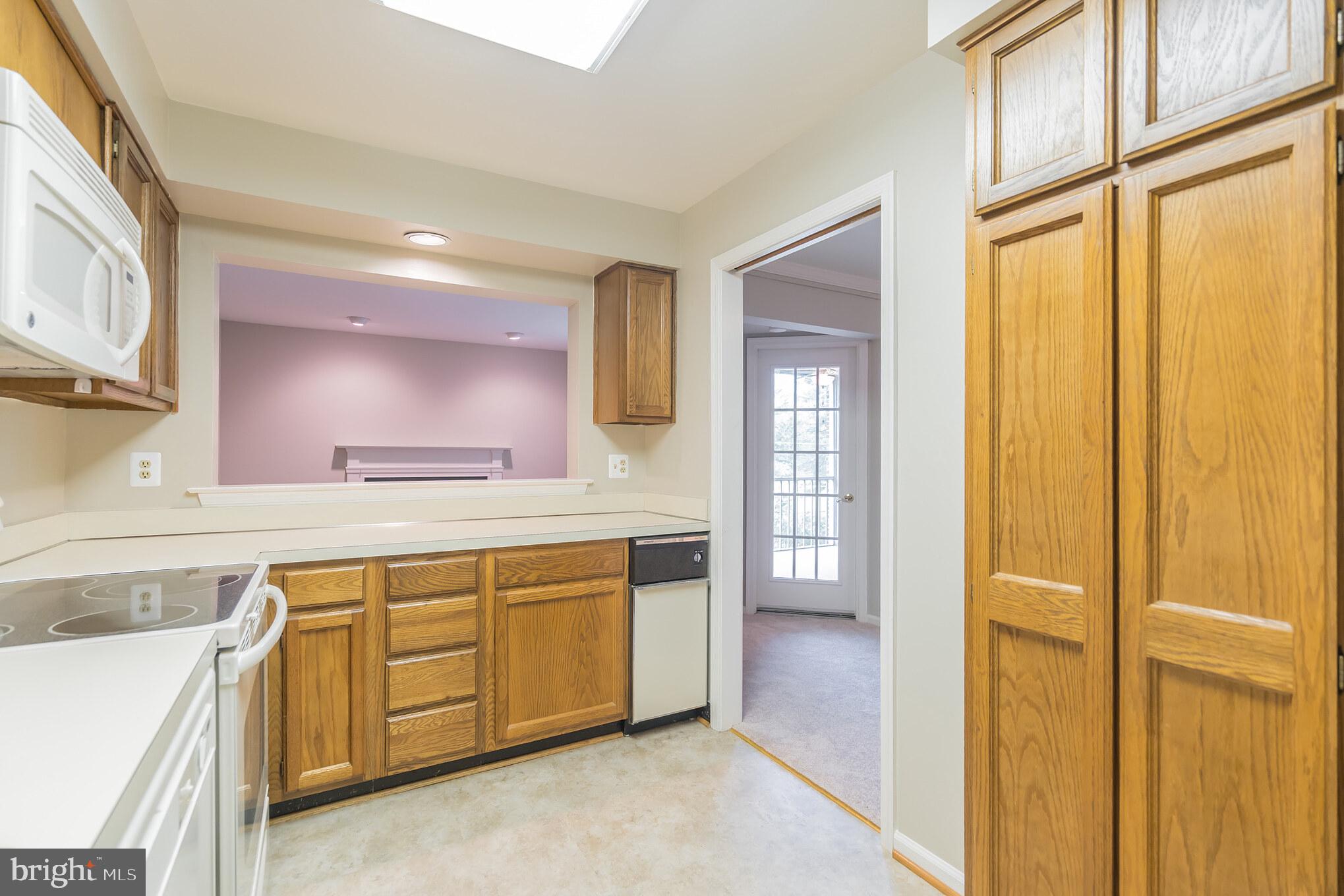 10717 Kings Riding Way, Unit 202 Rockville, MD 20852 - Photo 12 of 34 Spacious kitchen