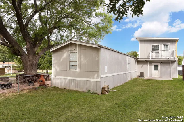 $1,000 | 161 Water Street, Unit B, Pipe Creek, TX 78063