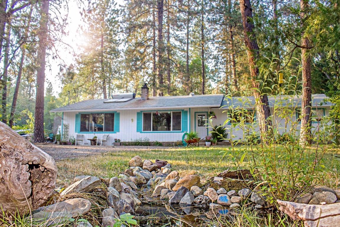 146 Queens Branch Road Rogue River, OR 97537 - Photo 1 of 21 Primary Photo