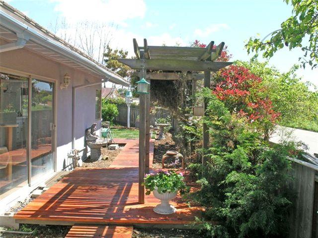 494 Reed Court Santa Barbara, CA 93117 - Photo 21 of 22 Side Yard