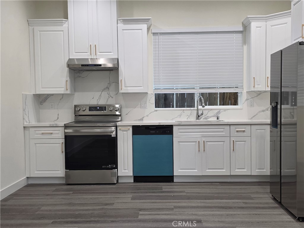 424 Concord Avenue, Unit 1 Monrovia, CA 91016 - Photo 4 of 11 Kitchen