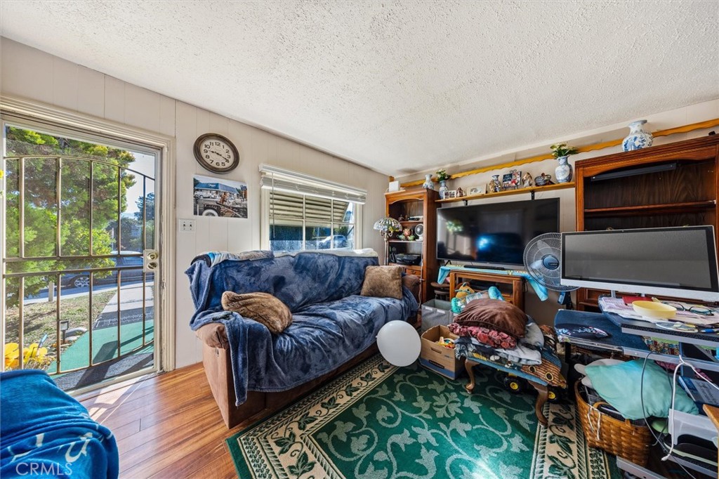 31 Rafael Way San Luis Obispo, CA 93405 - Photo 6 of 39 Gallery Image 6
