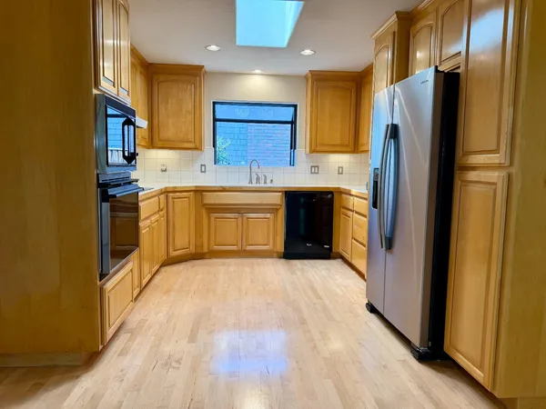 $5,250 | 213 VÃa Lantana, Aptos, CA 95003