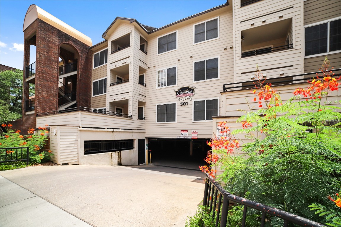 501 West 26th Street, Unit 106 Austin, TX 78705 - Photo 12 of 13 a building view