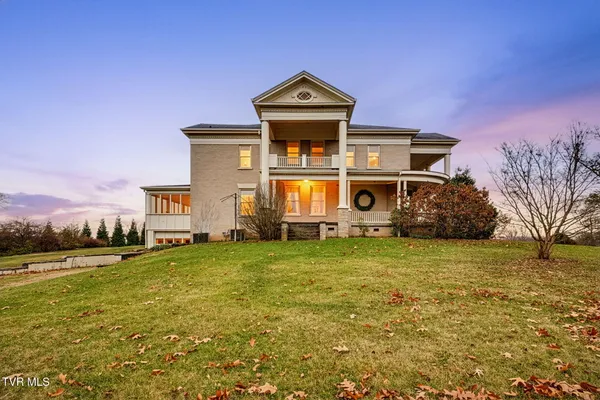 $875,000 | 322 Spruce Street, Bristol, TN 37620