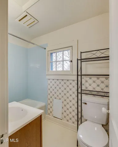 $875,000 | 322 Spruce Street, Bristol, TN 37620