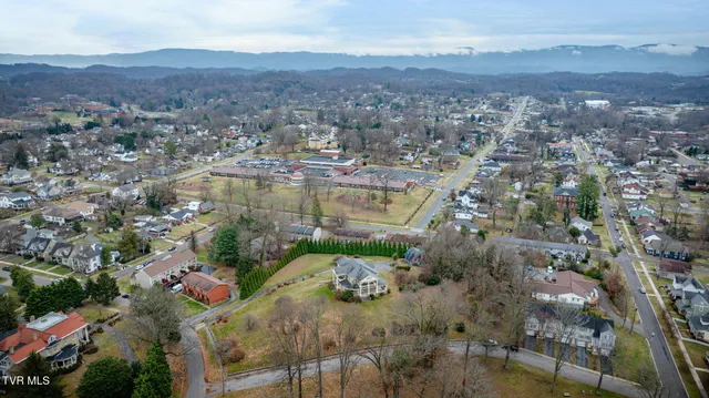 $875,000 | 322 Spruce Street, Bristol, TN 37620