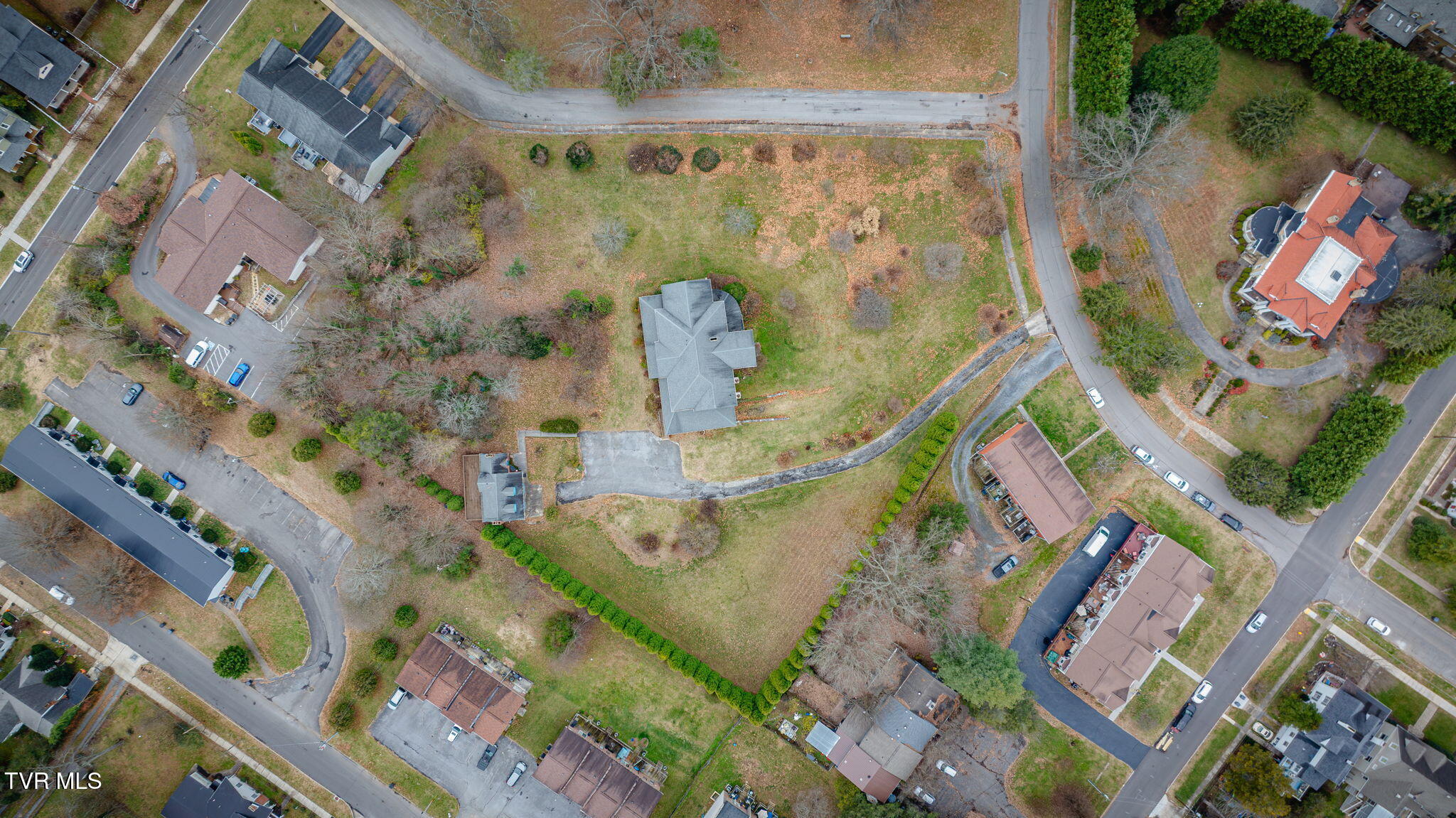 322 Spruce Street Bristol, TN 37620 - Photo 114 of 121 106