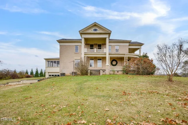 $875,000 | 322 Spruce Street, Bristol, TN 37620