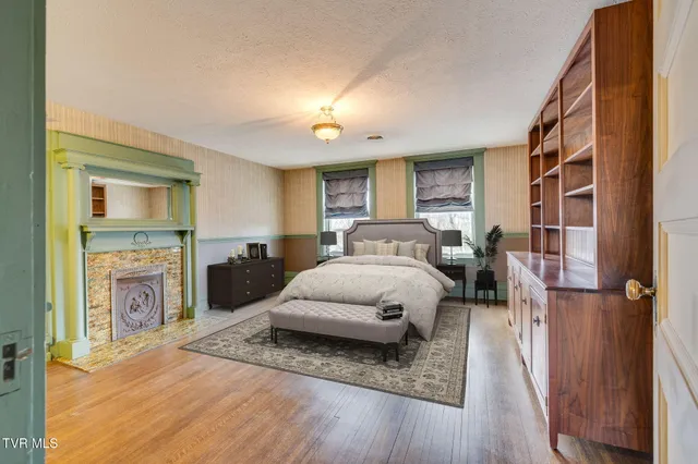 $875,000 | 322 Spruce Street, Bristol, TN 37620