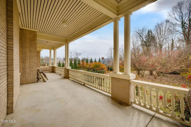 $875,000 | 322 Spruce Street, Bristol, TN 37620