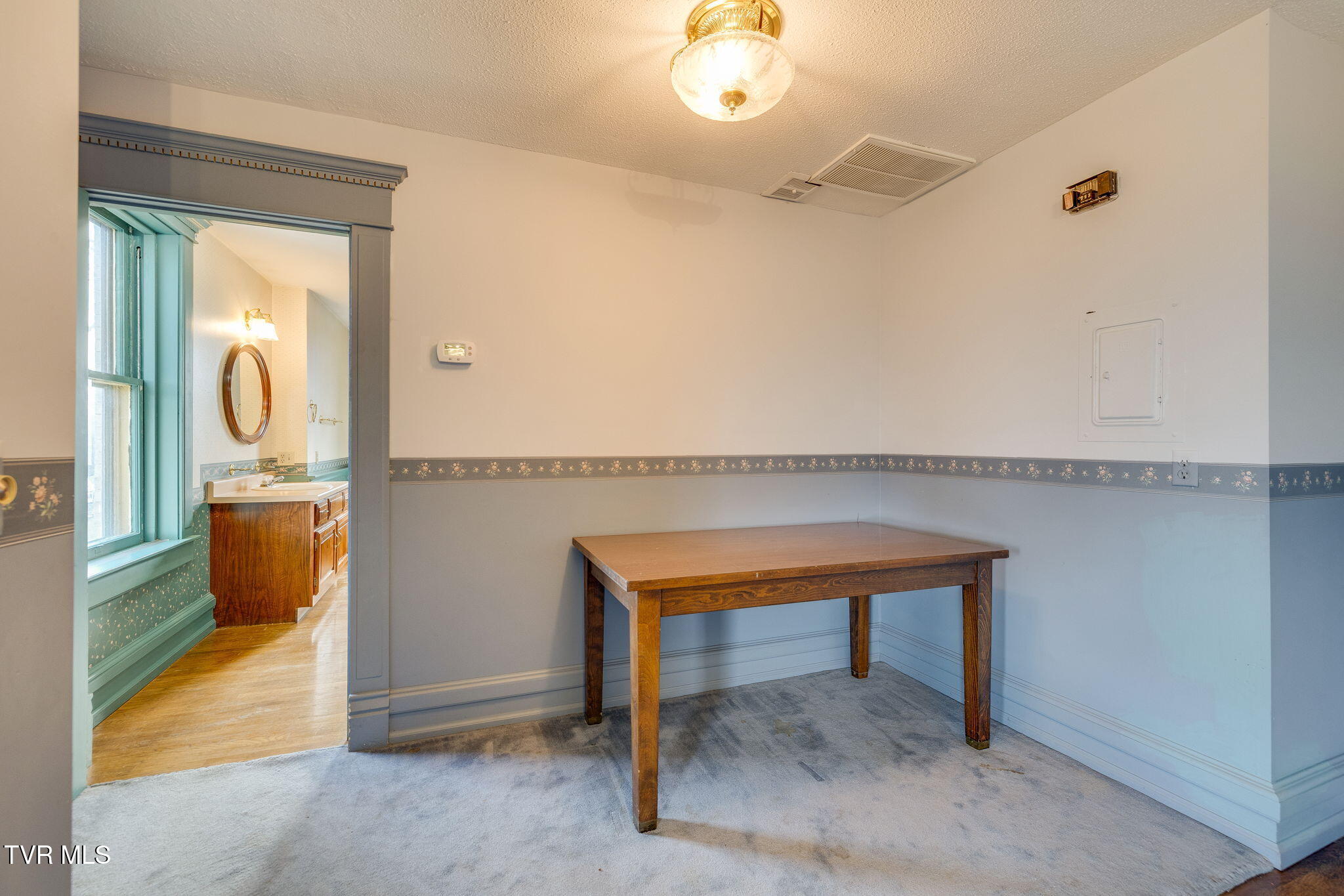 322 Spruce Street Bristol, TN 37620 - Photo 42 of 121 034