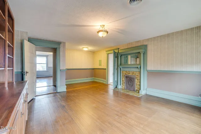 $875,000 | 322 Spruce Street, Bristol, TN 37620