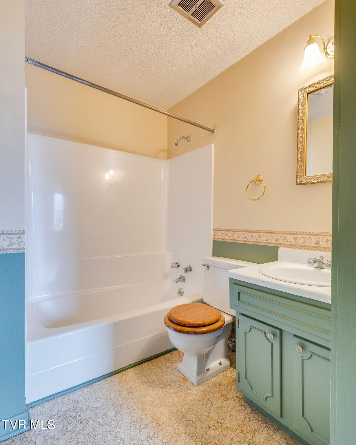 322 Spruce Street Bristol, TN 37620 - Photo 51 of 121 044