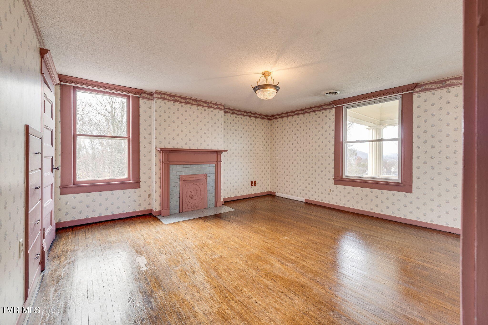 322 Spruce Street Bristol, TN 37620 - Photo 53 of 121 046